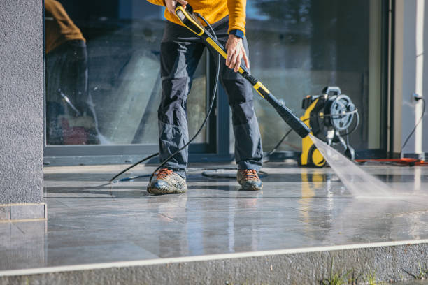 Best Parking Lot and Garage Cleaning  in Oak Hill, FL